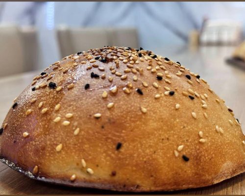 Syrische Fata'er und Manakish, frisch gebacken